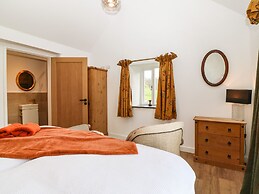 Plas Glan Yr Afon