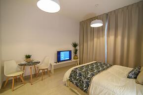 GreenFuture - Contemporary Studio Amidst Top Places in JVC