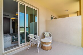 GreenFuture - Contemporary Studio Amidst Top Places in JVC