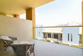 GreenFuture - Contemporary Studio Amidst Top Places in JVC