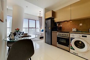 GreenFuture - High-Rise Sleek Studio With Panoramic City Views