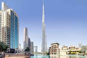 GreenFuture - Super Chic Condo With Incredible Cityscape Views