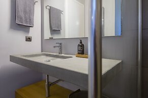 URBAN F HOUSE