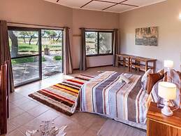 Africa Awaits Lodge