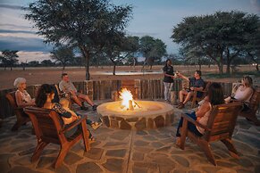 Africa Awaits Lodge