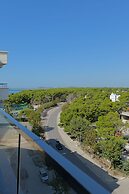 Sea & Sand Hotel