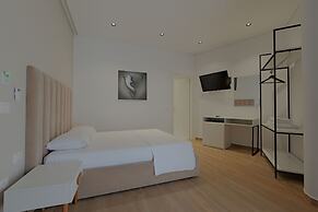 Sea & Sand Hotel