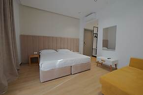 Sea & Sand Hotel