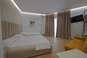 Sea & Sand Hotel