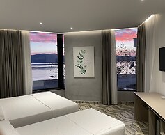 Sea & Sand Hotel