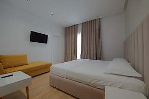 Sea & Sand Hotel