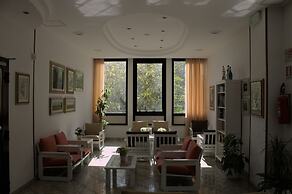 Little Hotel