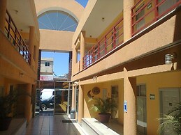 Hotel Versalles Inn
