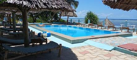Mambo Beach Villas