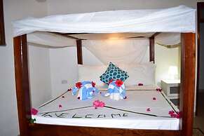 Mambo Beach Villas