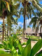 Mambo Beach Villas
