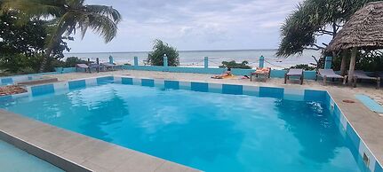 Mambo Beach Villas