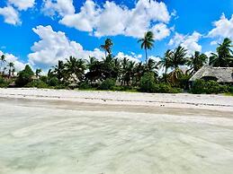 Mambo Beach Villas
