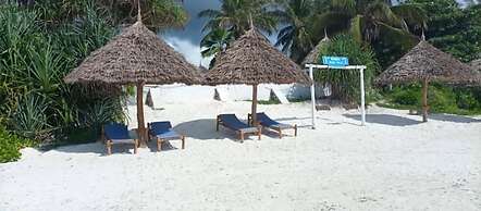 Mambo Beach Villas