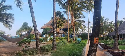 Mambo Beach Villas
