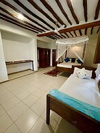 Mambo Beach Villas