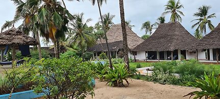 Mambo Beach Villas