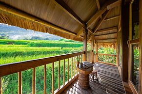Puluong Luna Resort