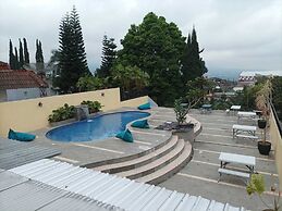 Batu Indah Pool Villa