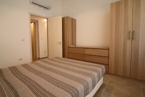 Casa Nausica Elegant Apartment Facing the Aragonese Castle