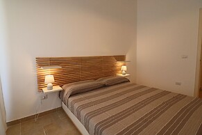 Casa Nausica Elegant Apartment Facing the Aragonese Castle