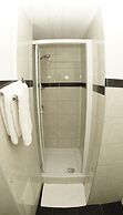 Charming Apartment 3 Sleeps 4 Guests