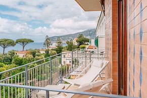 Eden Suite Sorrento