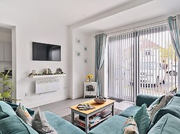 Mary Bowes Terrace