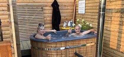Oak Boutique Lodge