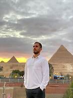 Life Pyramids Inn