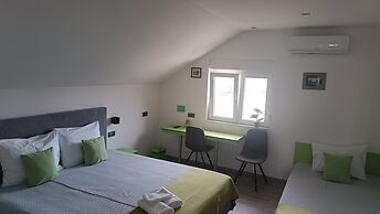 Rooms Jelak