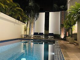 Chhouy Vathna Angkor Boutique