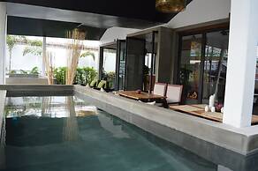 Chhouy Vathna Angkor Boutique