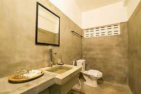 Chhouy Vathna Angkor Boutique