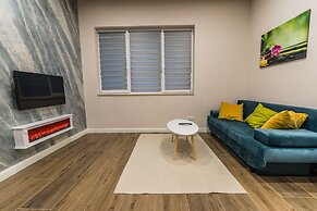 Sandor Apartment