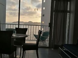 Spectacular Twin Towers Suite