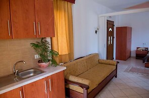 A Spacious and Bright Studio With Balcony