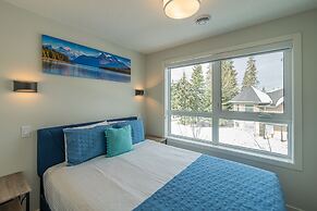 Skyline-Townhouse Combo-AC-Pool-Hot Tub