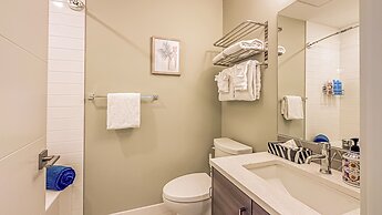 Skyline-Townhouse Combo-AC-Pool-Hot Tub