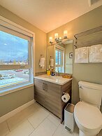 Skyline-Townhouse Combo-AC-Pool-Hot Tub