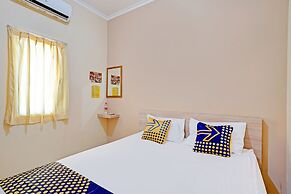 OYO 90622 Hotel Galaksi