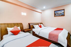 OYO 90857 Baaraka Syariah Hotel