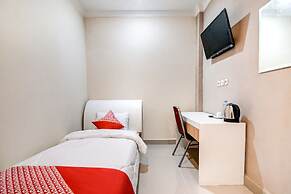 OYO 90857 Baaraka Syariah Hotel
