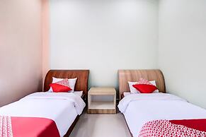 OYO 90857 Baaraka Syariah Hotel