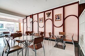 OYO 90857 Baaraka Syariah Hotel